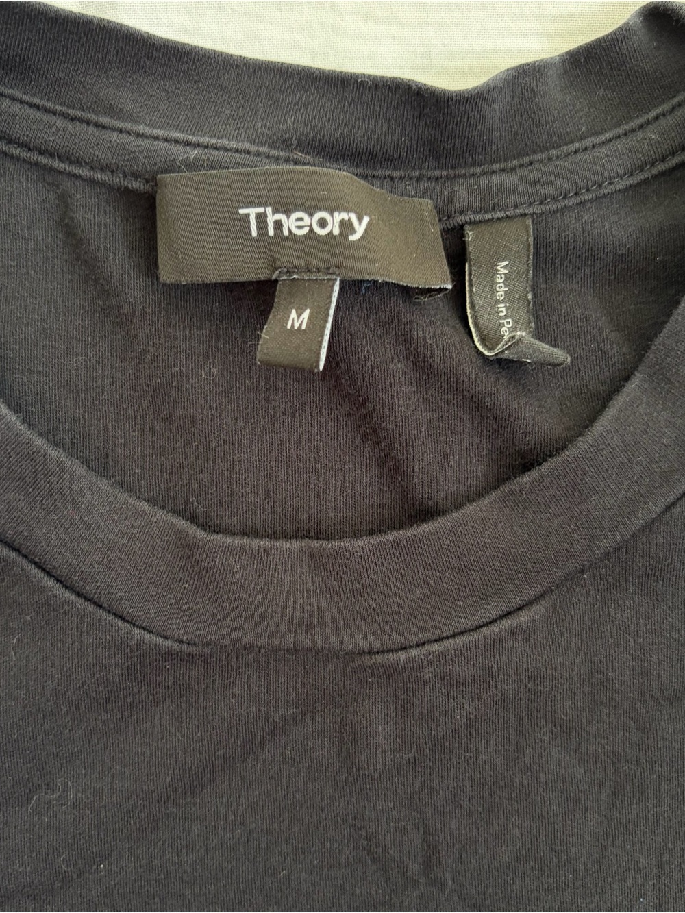 Theory Luxe Pima Cotton "Johnna" Classic Tee in Black Size M - Picture 2 of 6